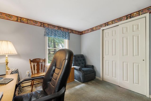 64 Mystery Ln, Athol, MA 01331