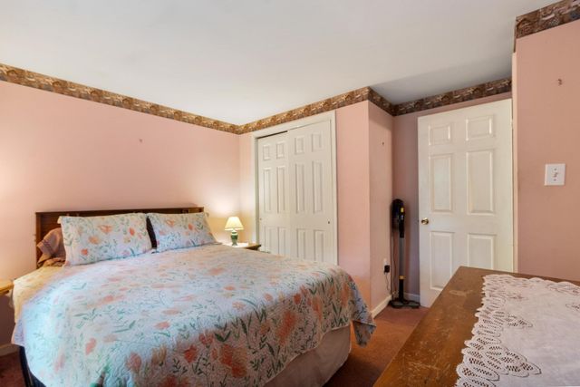 64 Mystery Ln, Athol, MA 01331