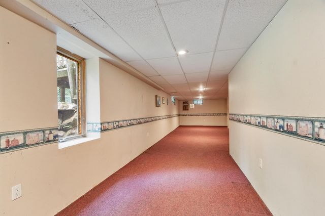 64 Mystery Ln, Athol, MA 01331