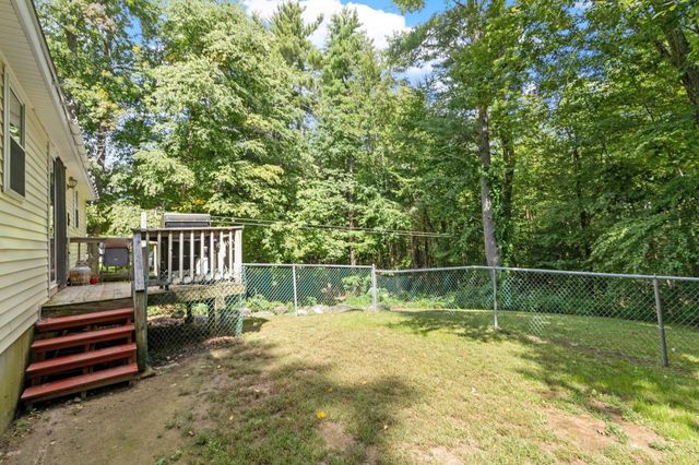 64 Mystery Ln, Athol, MA 01331