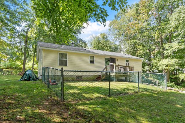 64 Mystery Ln, Athol, MA 01331