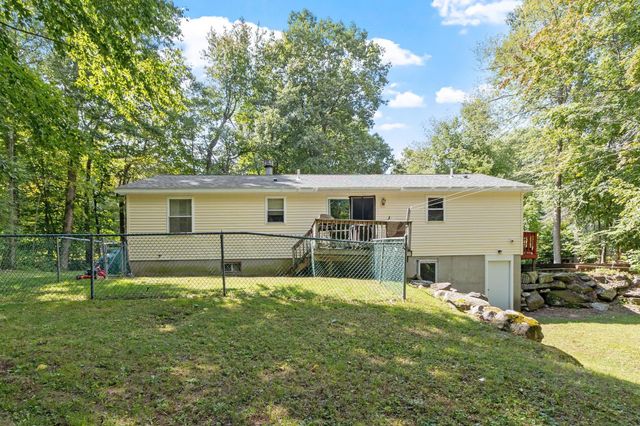 64 Mystery Ln, Athol, MA 01331