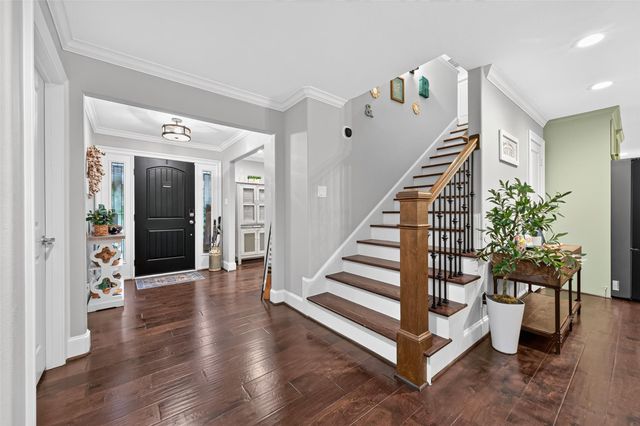 746 Stone Mountain Drive, Conroe, TX 77302