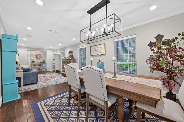 746 Stone Mountain Drive, Conroe, TX 77302