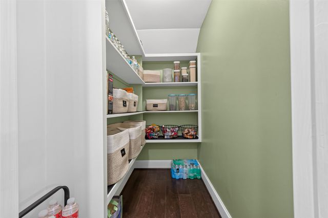 746 Stone Mountain Drive, Conroe, TX 77302