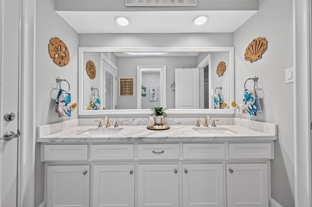 746 Stone Mountain Drive, Conroe, TX 77302