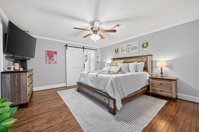 746 Stone Mountain Drive, Conroe, TX 77302