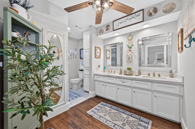 746 Stone Mountain Drive, Conroe, TX 77302