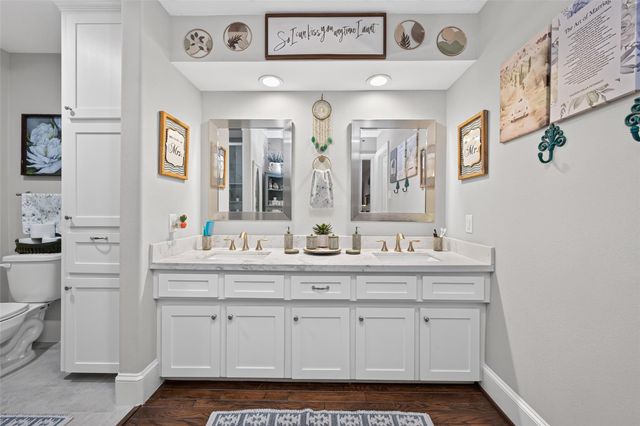 746 Stone Mountain Drive, Conroe, TX 77302
