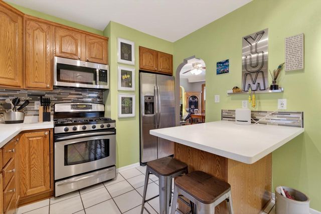 2347 N 85th STREET, Wauwatosa, WI 53226