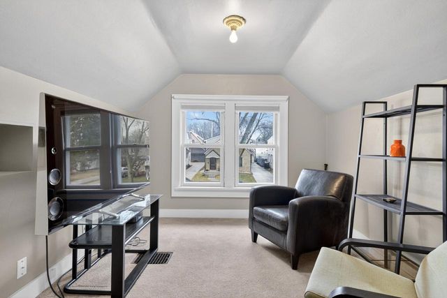 2347 N 85th STREET, Wauwatosa, WI 53226