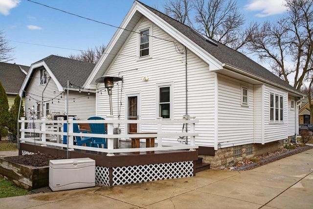 2347 N 85th STREET, Wauwatosa, WI 53226