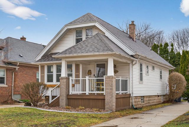 2347 N 85th STREET, Wauwatosa, WI 53226