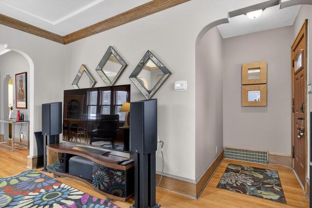 2347 N 85th STREET, Wauwatosa, WI 53226