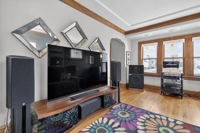 2347 N 85th STREET, Wauwatosa, WI 53226