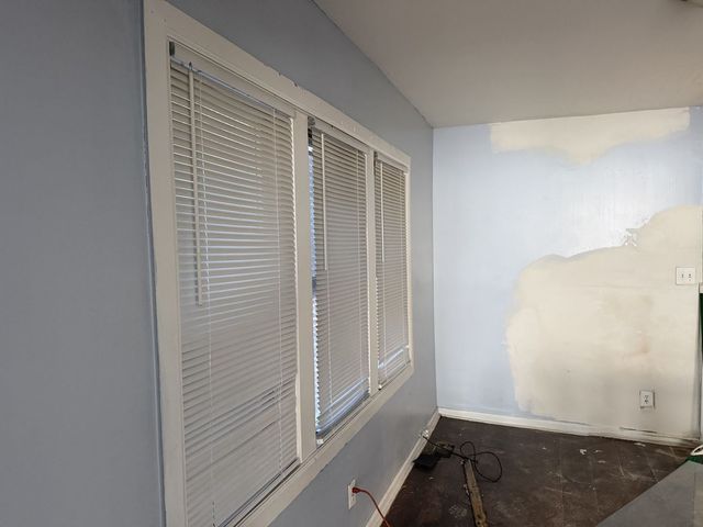 1044 W Marquette Road, Chicago, IL 60621