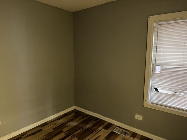 1044 W Marquette Road, Chicago, IL 60621