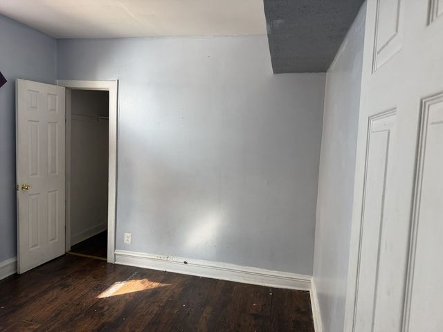 1044 W Marquette Road, Chicago, IL 60621