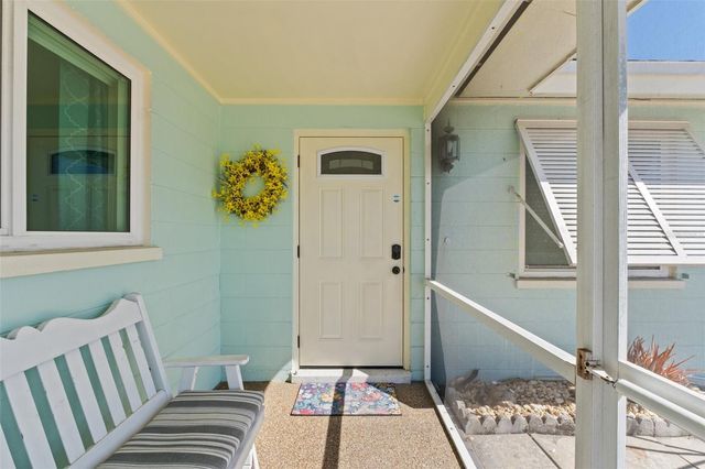 21184 EDGEWATER DRIVE, Port Charlotte, FL 33952