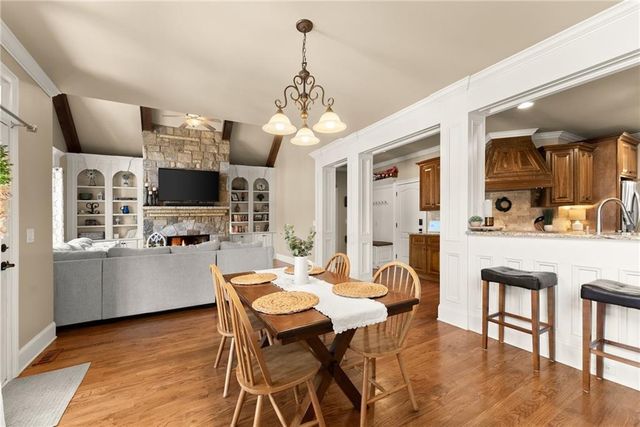 6078 Green Tree Lane, Gainesville, GA 30506