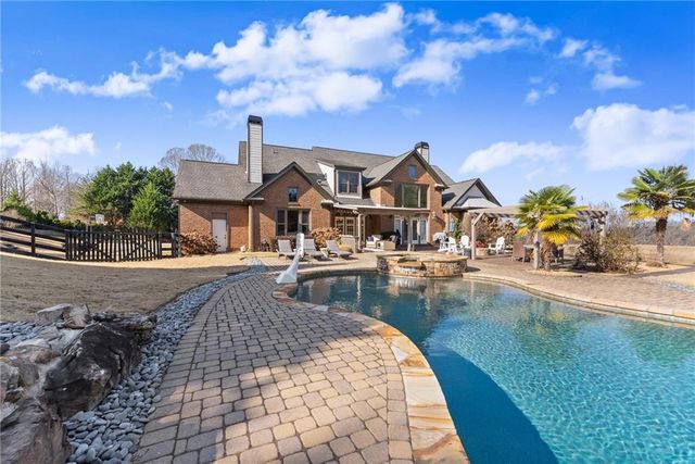 6078 Green Tree Lane, Gainesville, GA 30506