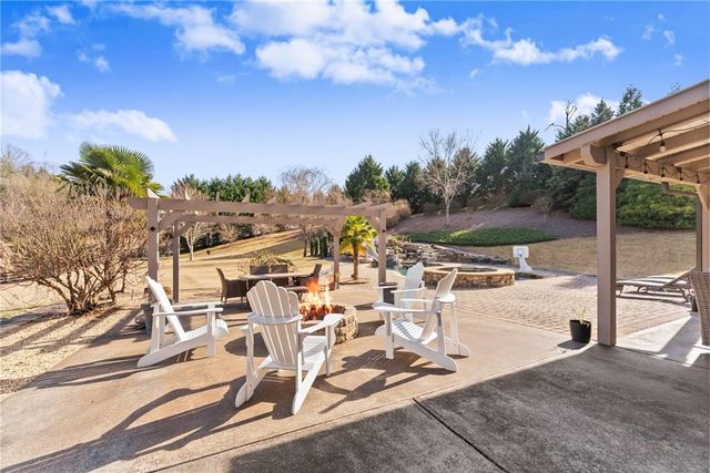 6078 Green Tree Lane, Gainesville, GA 30506