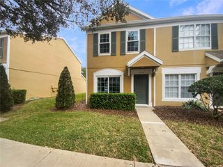 1136 KENNEWICK COURT, Wesley Chapel, FL 33543