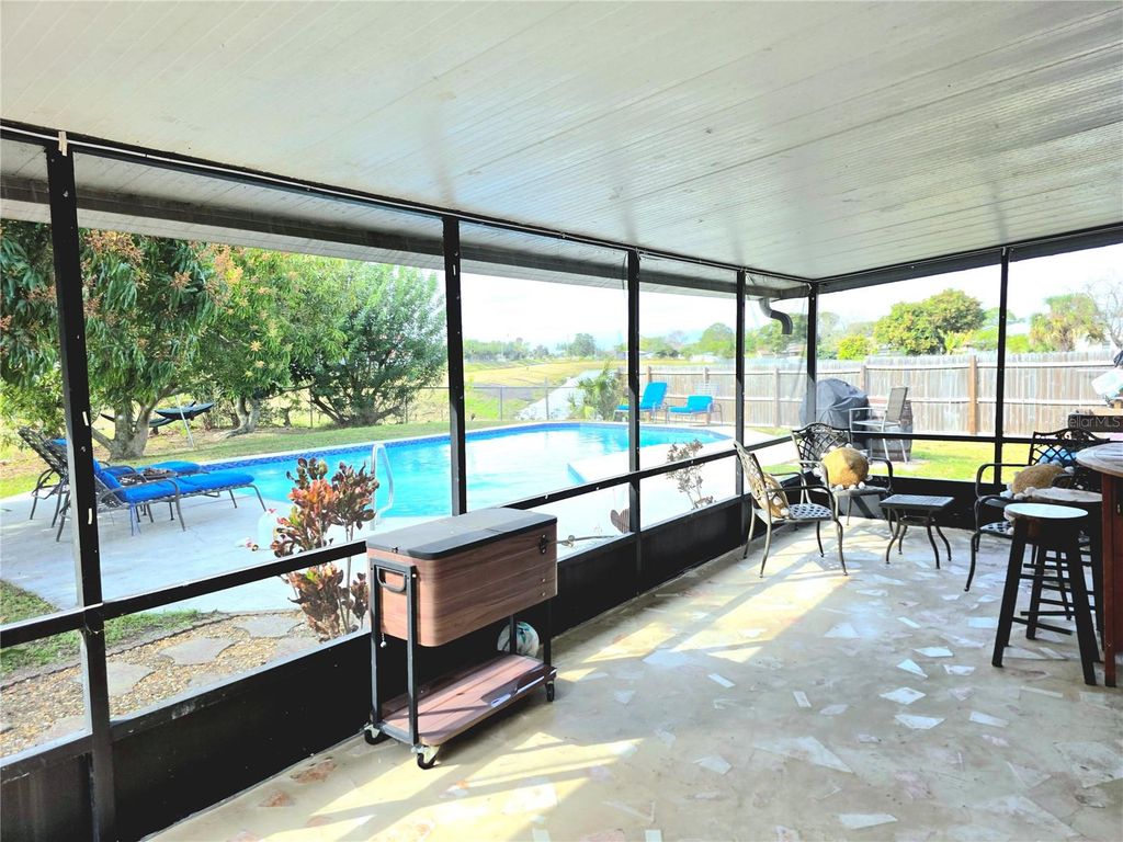 Image 19 of property listing at 5662 MARVELL AVENUE, Orlando, FL 32839