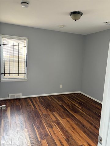 9539 Beaverland Street, Redford, MI 48239