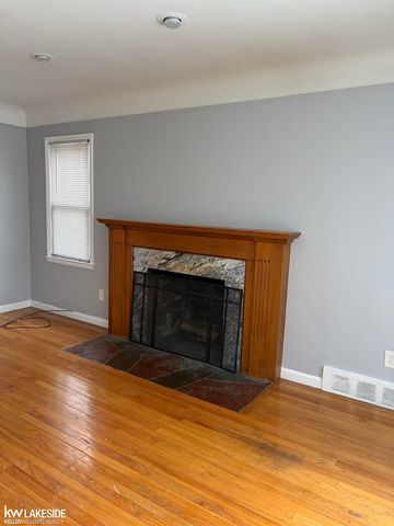 9539 Beaverland Street, Redford, MI 48239