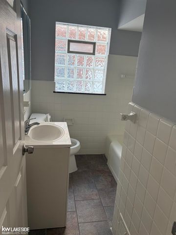 9539 Beaverland Street, Redford, MI 48239