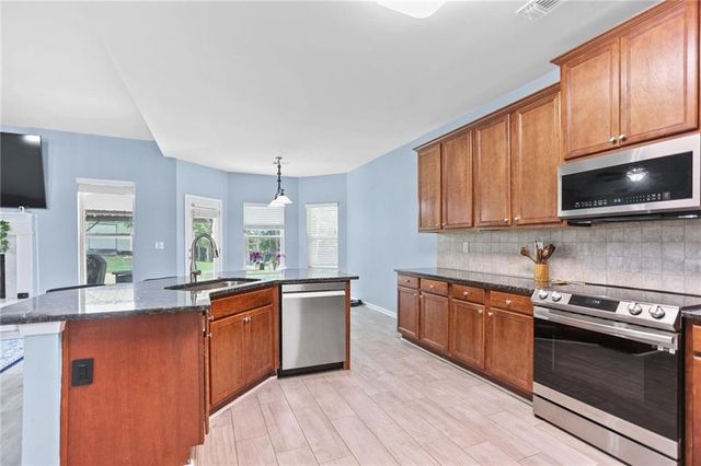 84 Blossom Lane, Newnan, GA 30263