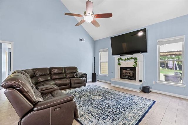 84 Blossom Lane, Newnan, GA 30263