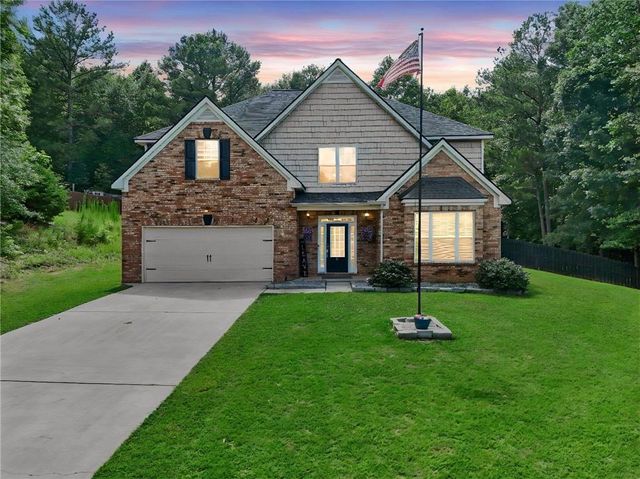 84 Blossom Lane, Newnan, GA 30263