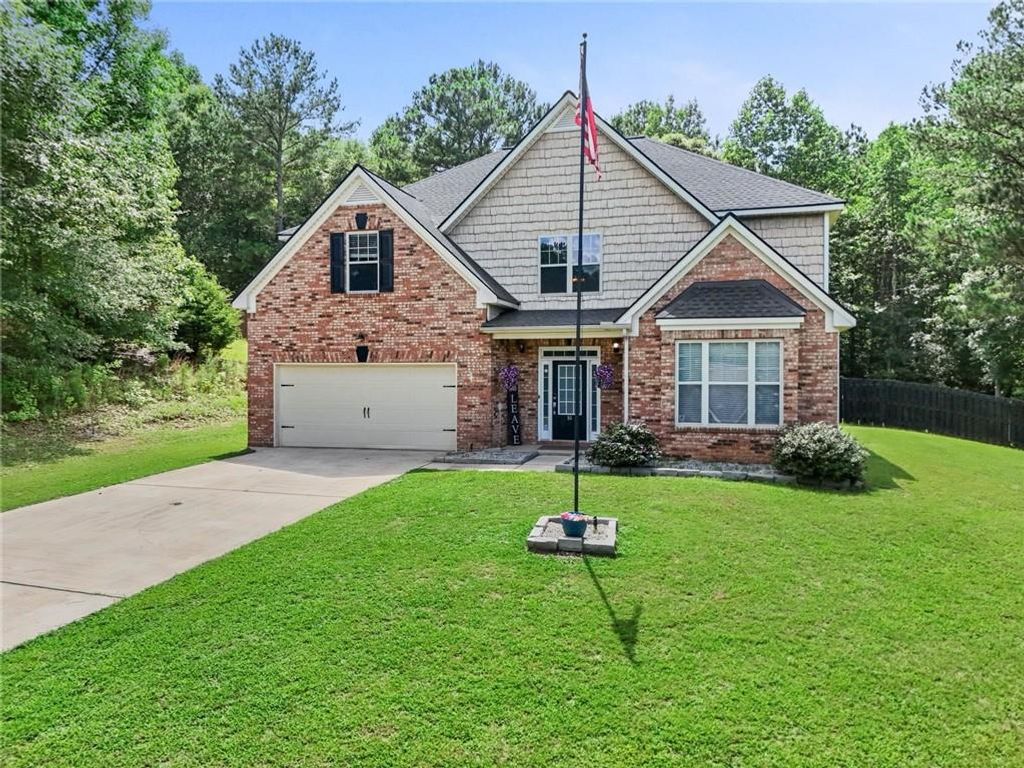 84 Blossom Lane, Newnan, GA 30263