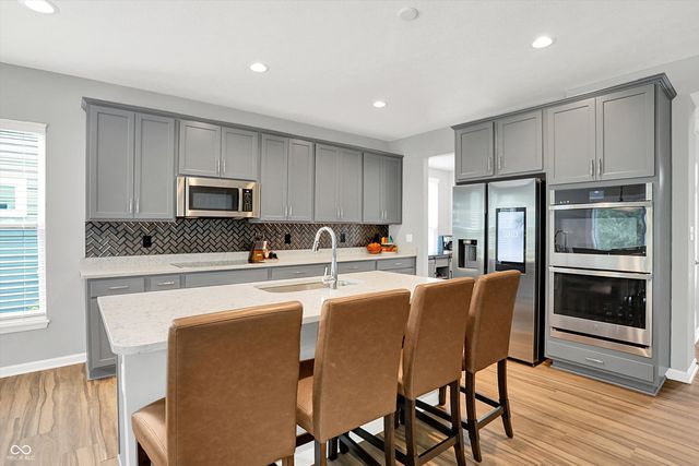 5349 Landing Place Lane, Noblesville, IN 46062