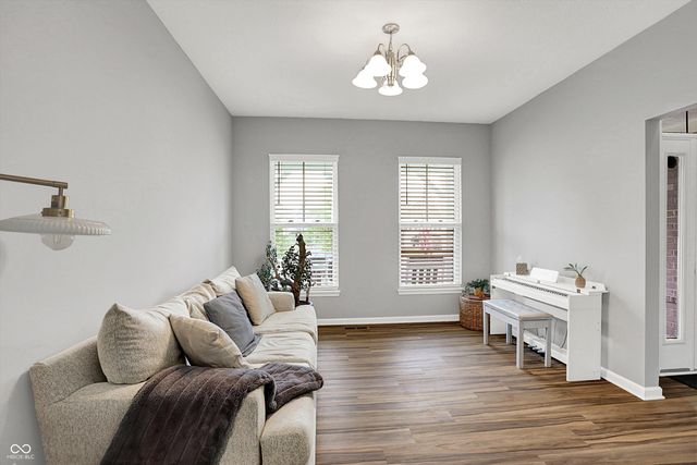 5349 Landing Place Lane, Noblesville, IN 46062