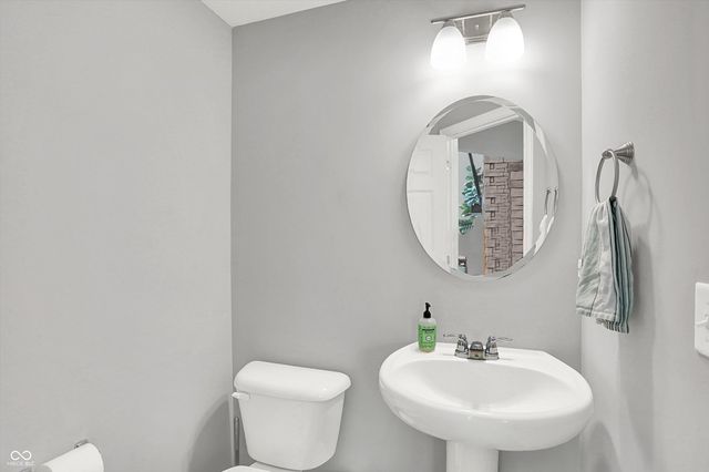 5349 Landing Place Lane, Noblesville, IN 46062