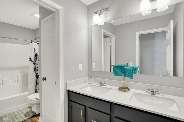 5349 Landing Place Lane, Noblesville, IN 46062