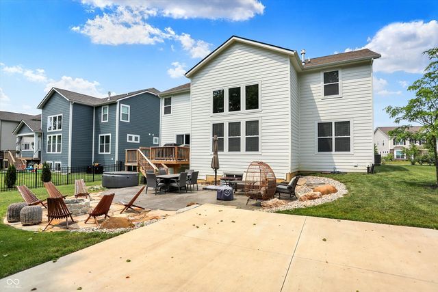 5349 Landing Place Lane, Noblesville, IN 46062