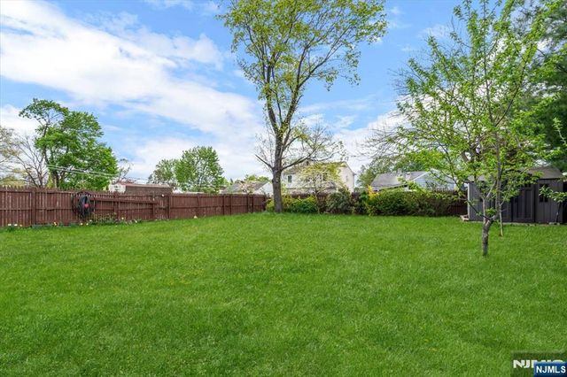 1434 Madison Place, Pompton Lakes, NJ 07442