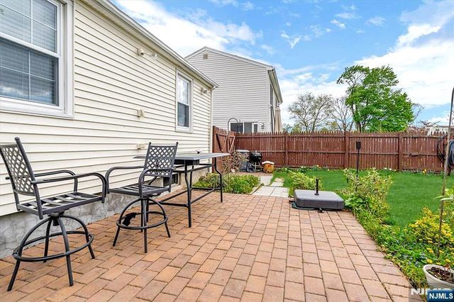 1434 Madison Place, Pompton Lakes, NJ 07442