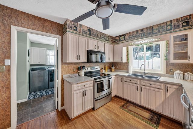 52150 Tammy Drive, Granger, IN 46530