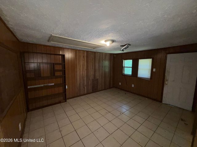 3511 Hines Street, Jackson, MS 39212