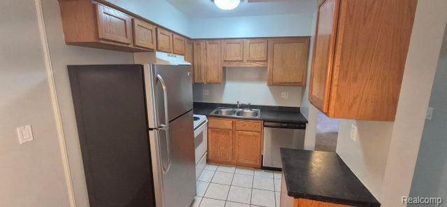 14140 Merriweather Street, Sterling Heights, MI 48312