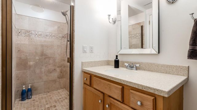 161 Wildwood Drive, Granville, OH 43023