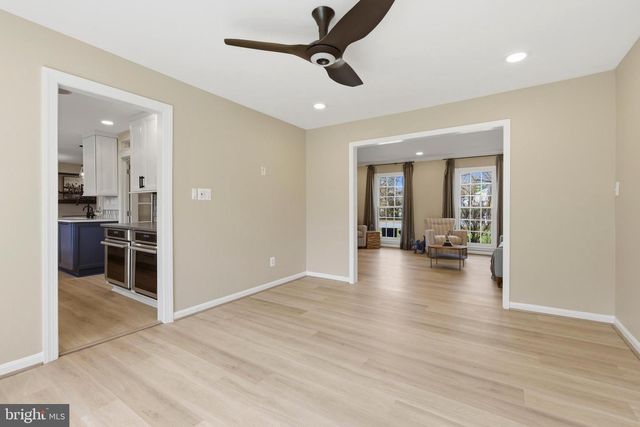 10300 CROWN POINT CT, Potomac, MD 20854