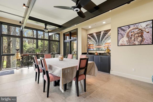 10300 CROWN POINT CT, Potomac, MD 20854