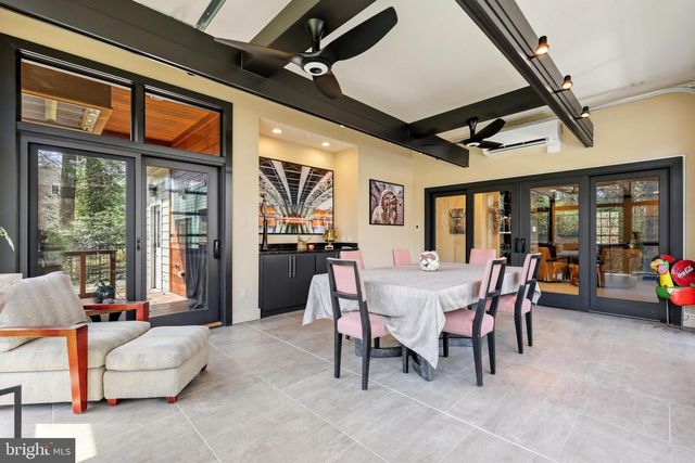 10300 CROWN POINT CT, Potomac, MD 20854