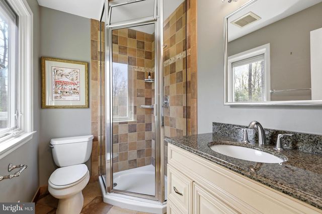 10300 CROWN POINT CT, Potomac, MD 20854